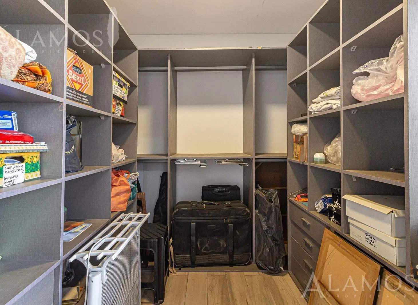 VENTA CASA DE 5 AMBIENTES EN BARRIO LOS TALAS CANNING 2
