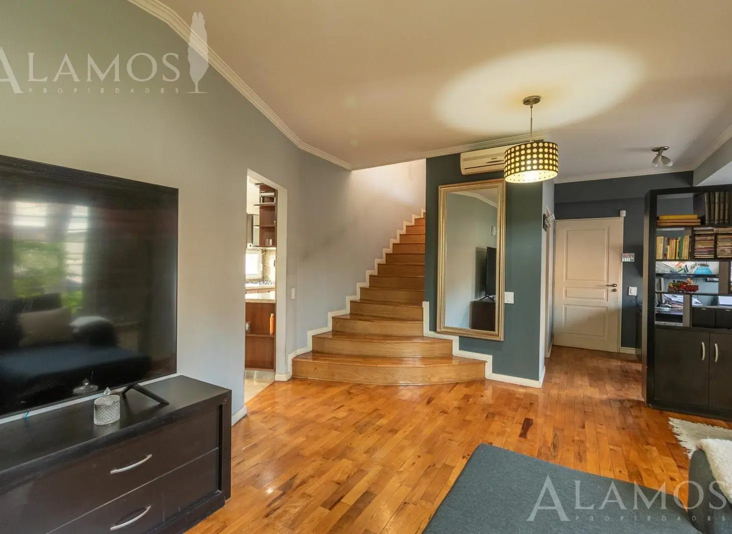 VENTA CASA 4 AMBIENTES EN RAMOS MEJIA CON PILETA 4