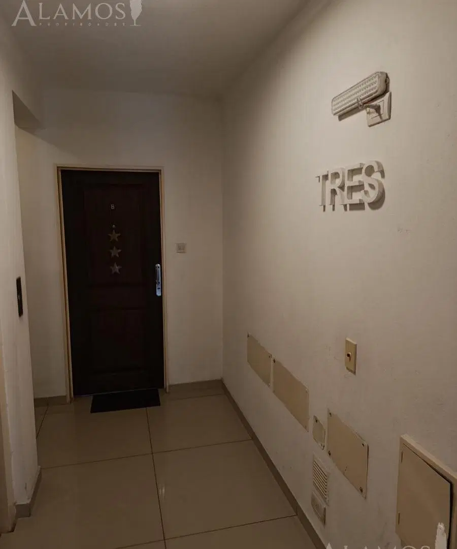 VENTA MONOAMBIENTE EN RAMOSMEJIA CENTRO 3