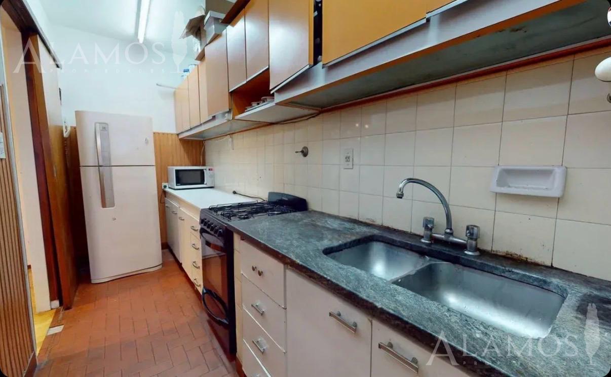 Foto de VENTA DEPARTAMENTO 3 AMBIENTES EN CASEROS CENTRO, imagen 2