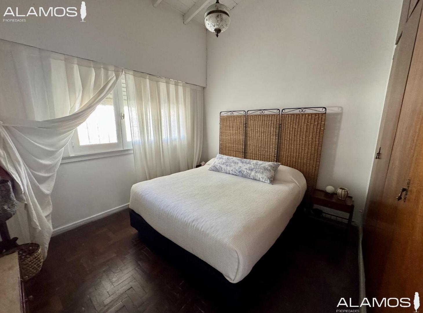 Foto de VENTA CASA 3 AMBIENTES LOMAS DEL MIRADOR GRAN LOTE, imagen 5