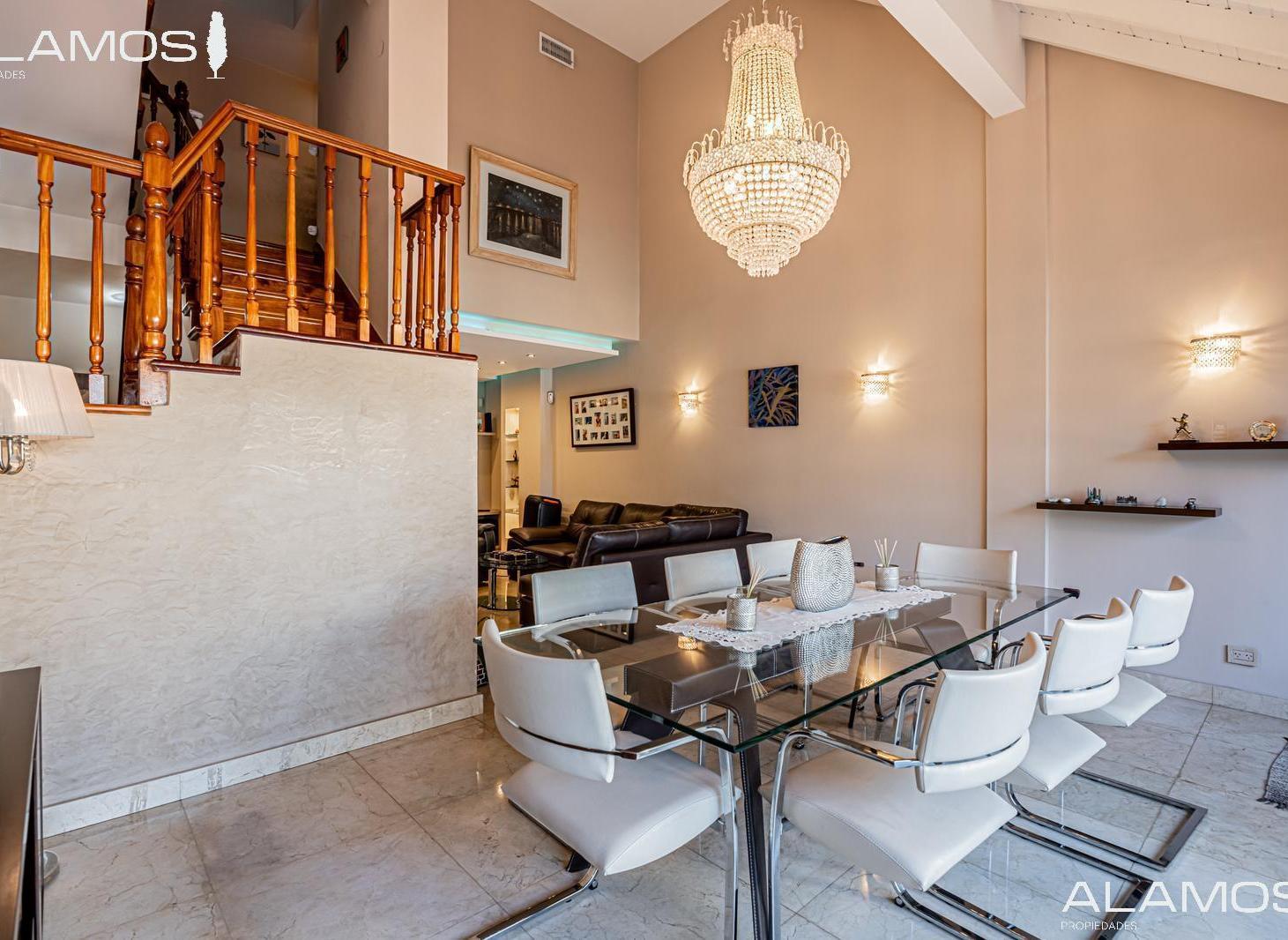 Foto de VENTA CASA 5 AMB VILLA SARMIENTO EXCLUSIVA, imagen 1