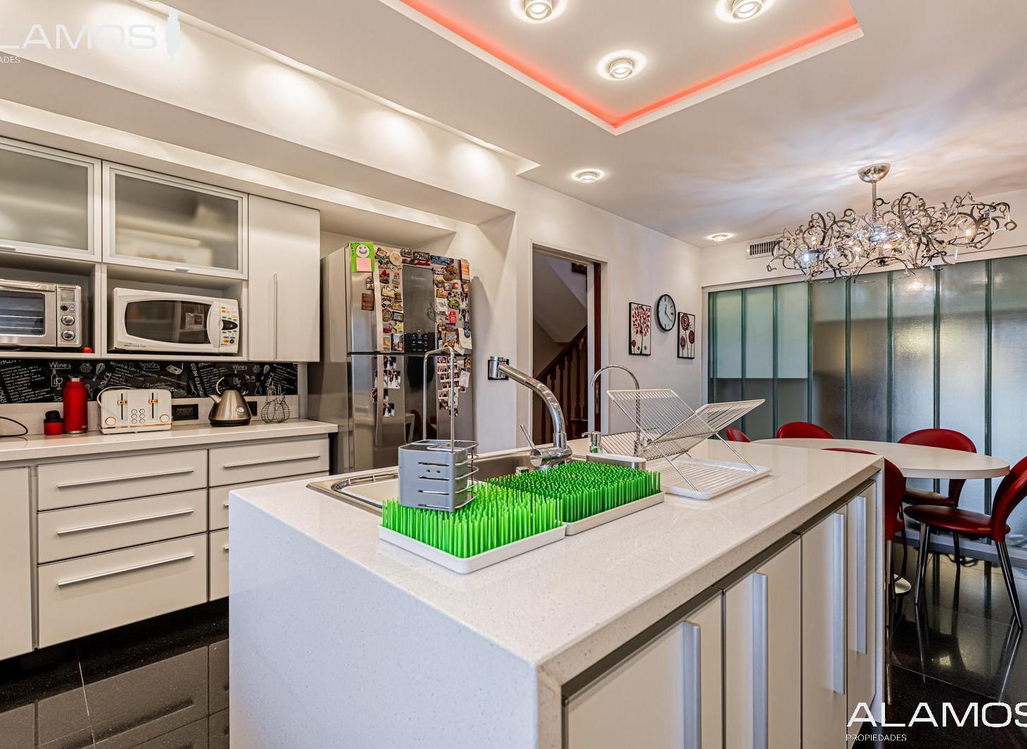 Foto de VENTA CASA 5 AMB VILLA SARMIENTO EXCLUSIVA, imagen 5