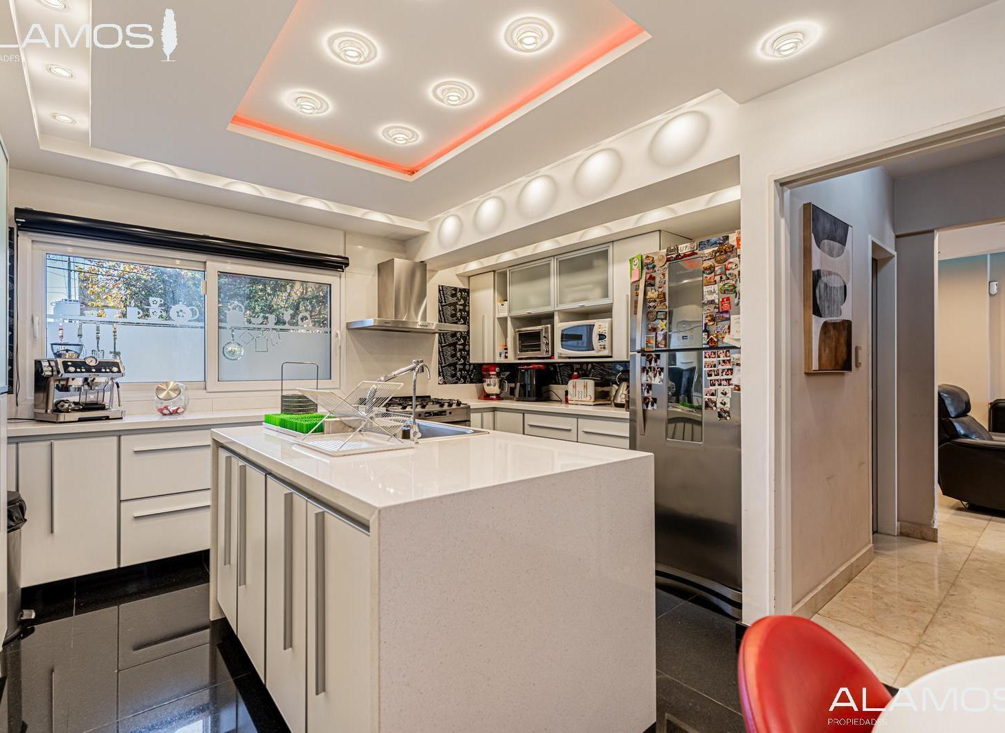 Foto de VENTA CASA 5 AMB VILLA SARMIENTO EXCLUSIVA, imagen 3