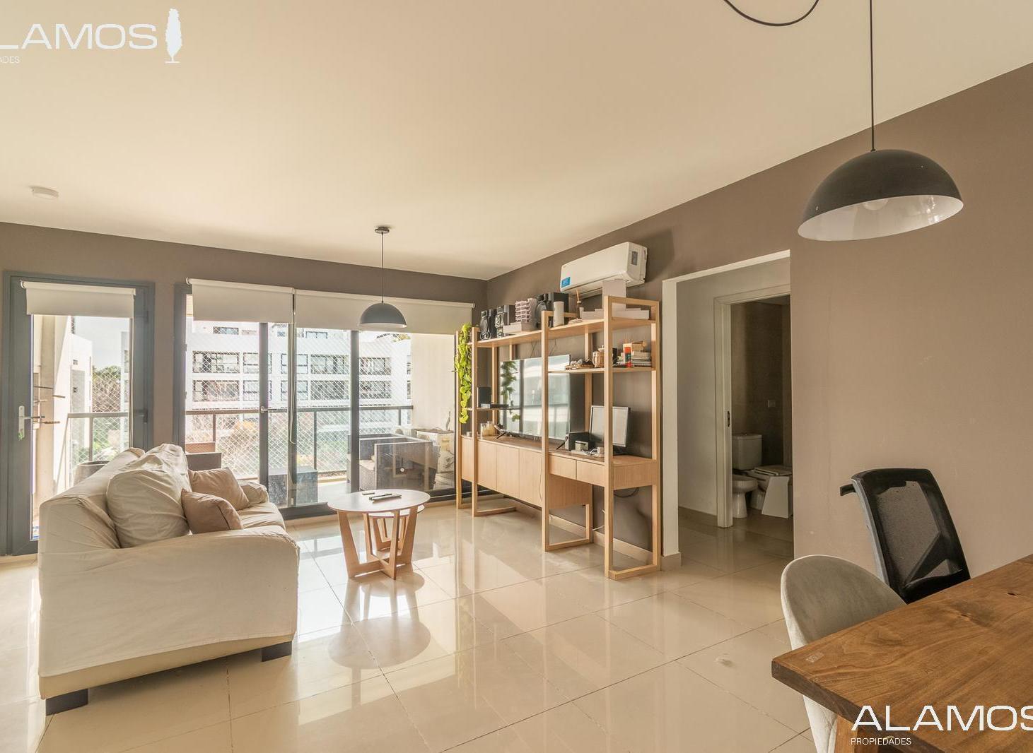 Foto de VENTA DEPARTAMENTO 2 AMBIENTES HAEDO VILANOVA COCHERA, imagen 2