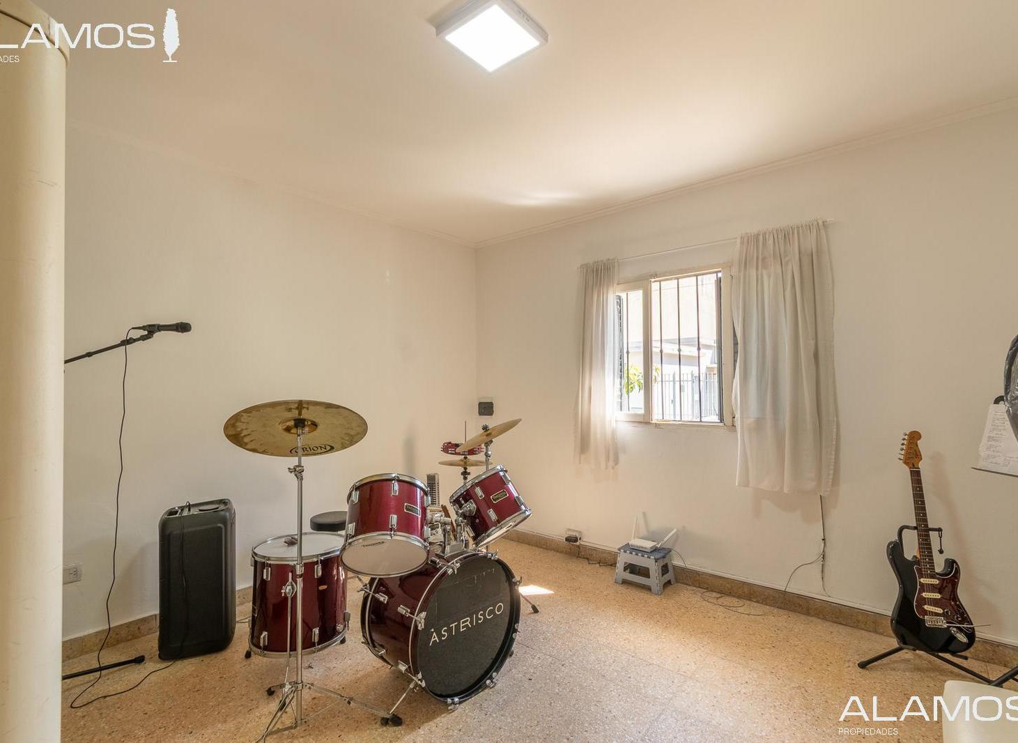 Foto de VENTA PH 3 AMBIENTES EN CASEROS, imagen 4