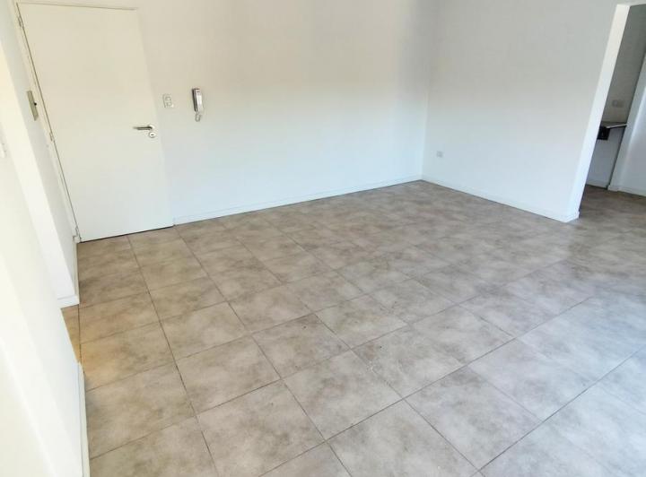 Departamento de 1 Dormitorio con Cochera en Alquiler 1
