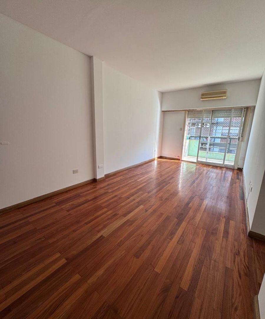 Foto de Belgrano, excelente 3 Amb al frente c/balcón aterrazado, imagen 3