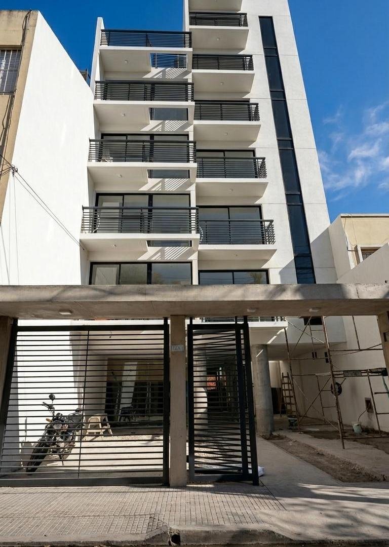 Alquiler de Departamento 1 Ambientes en Morón, Morón