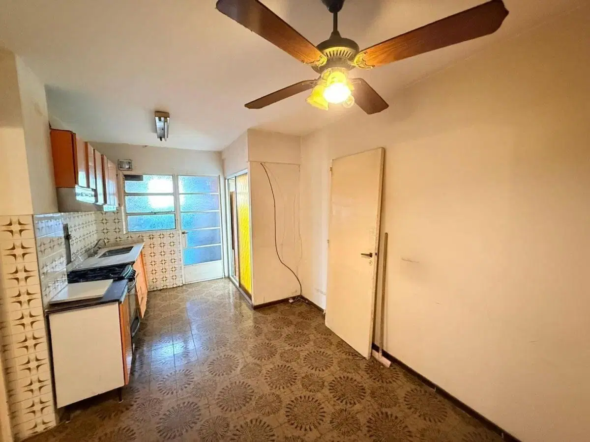 Venta de departamento 4 ambientes Ramos Mejía 2