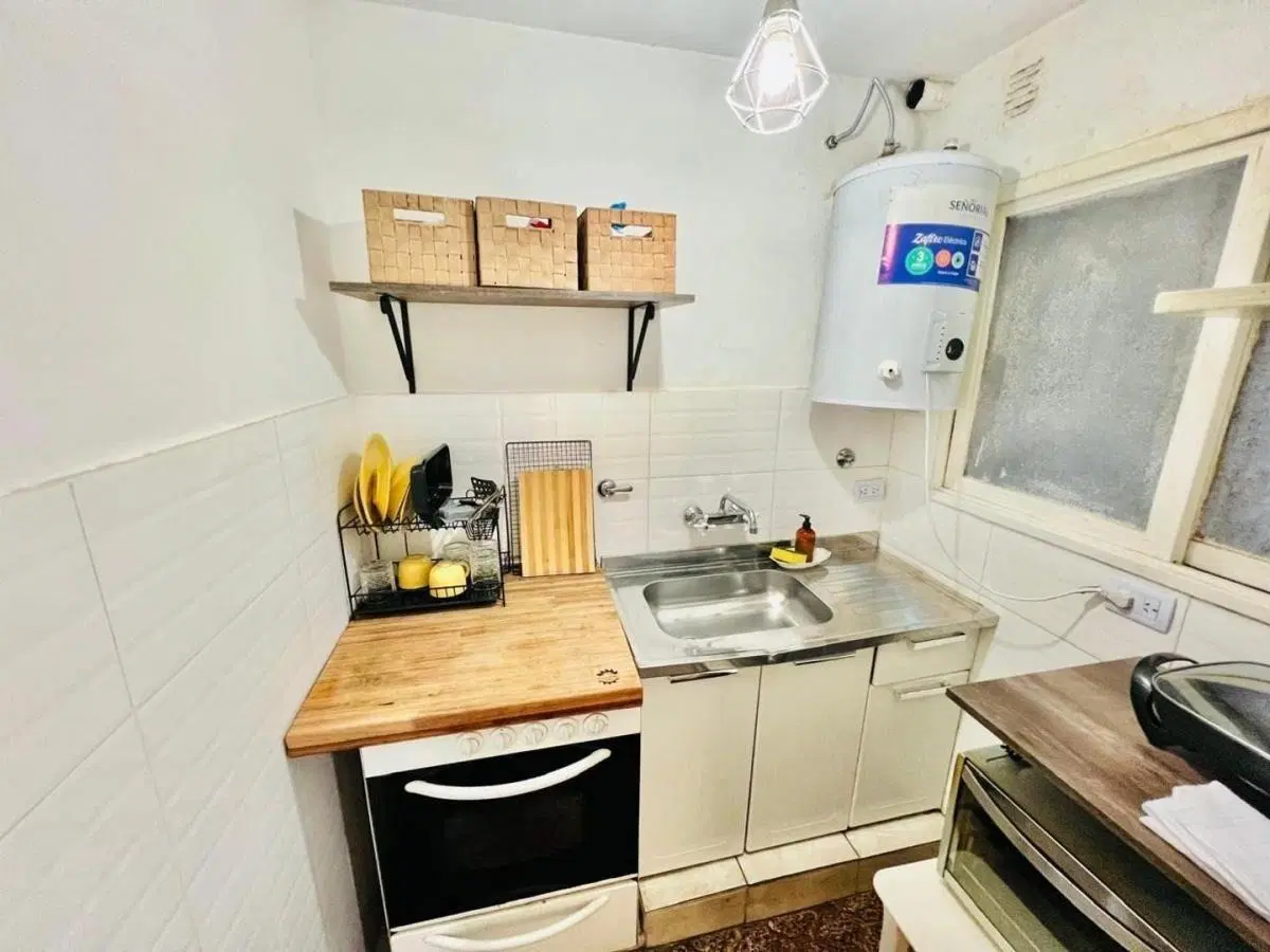 Venta de departamento 3 ambientes en el centro de Ramos Mejía 3