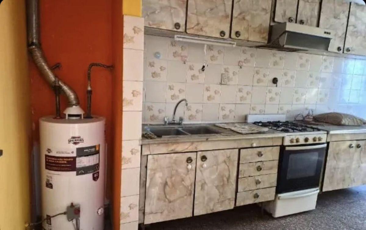 Foto de SE ALQUILA EXCELENTE DEPARTAMENTO 4 AMBIENTES SIN EXPENSAS, imagen 3