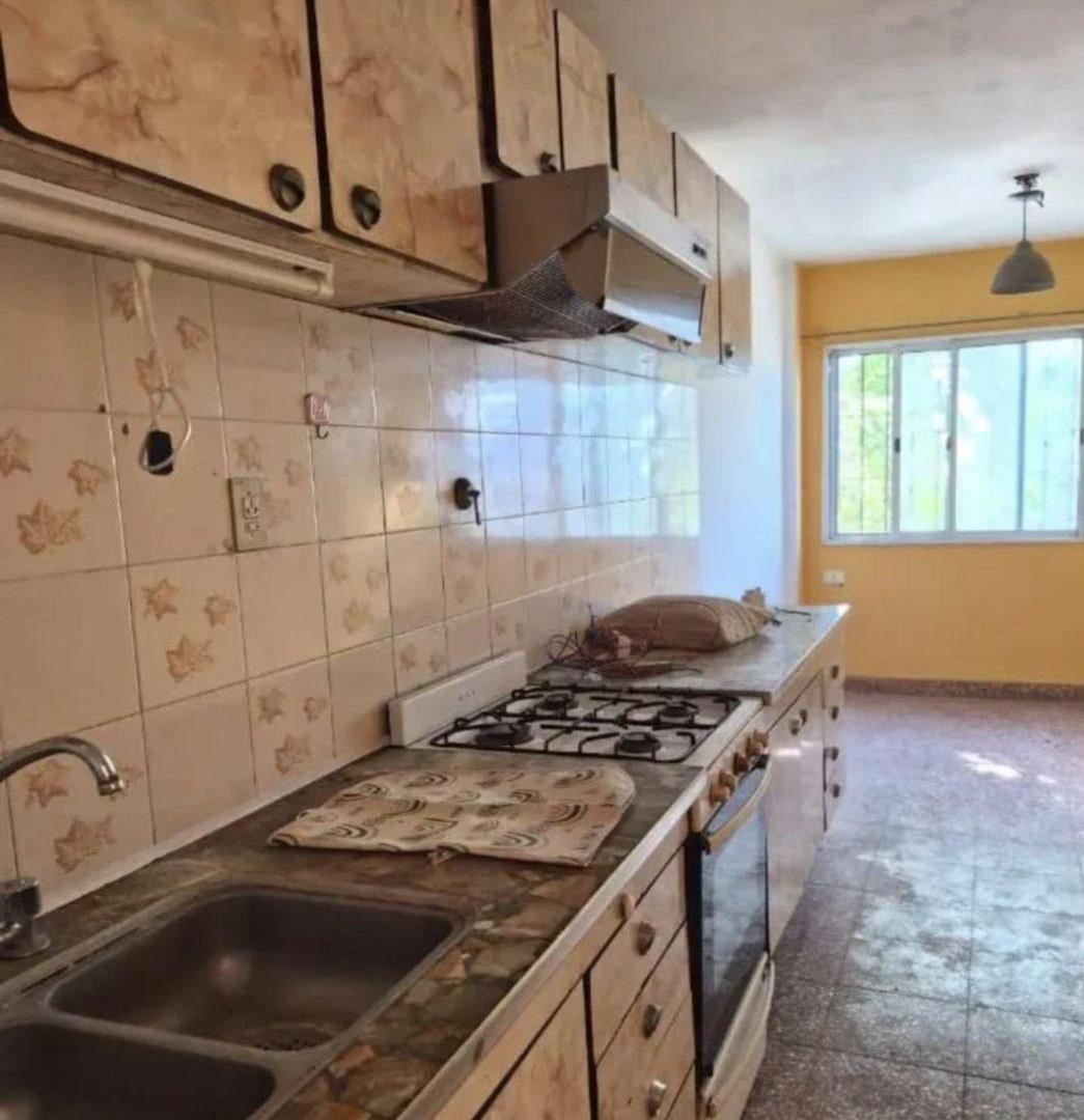 Foto de SE ALQUILA EXCELENTE DEPARTAMENTO 4 AMBIENTES SIN EXPENSAS, imagen 5