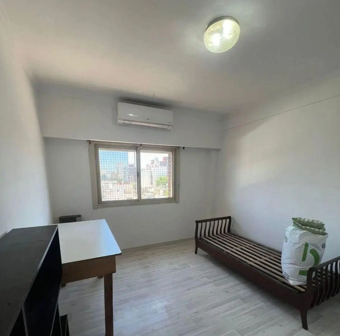 Departamento 3 ambientes en alquiler amoblado con cochera en pleno centro de Morón 4