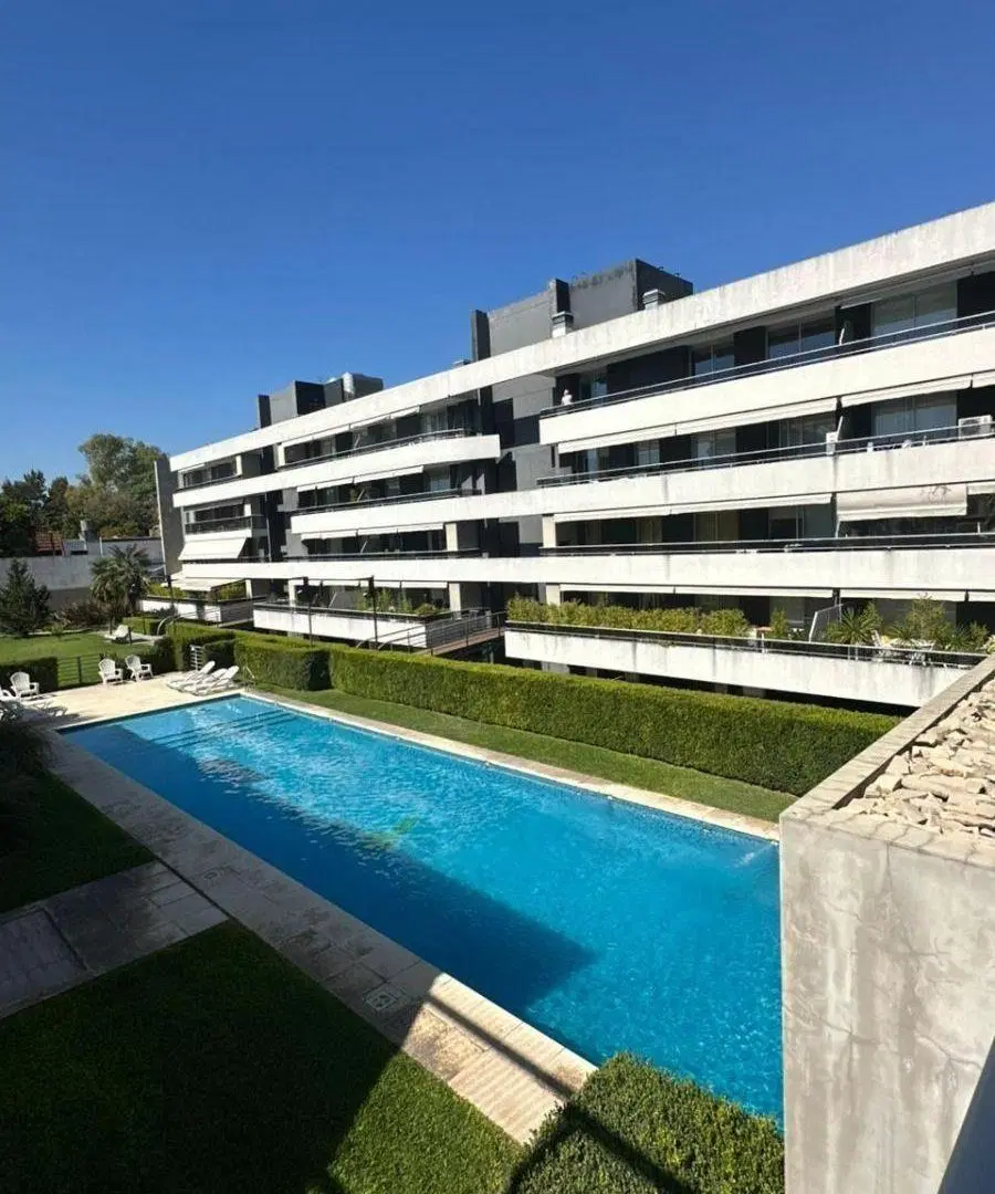 Vita Residenza – Villa Sarmiento | 2 Ambientes + Cochera Cubierta | Vista Directa a la Piscina 2