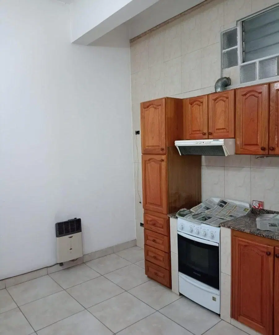 Departamento 2 Ambientes con Balcón al Frente – Primer Piso – Villa Celina 2