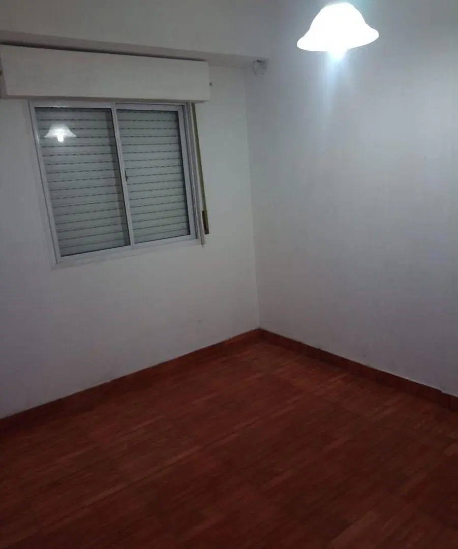 PH 2 Ambientes con Balcón al Frente – Segundo Piso – Villa Celina 3