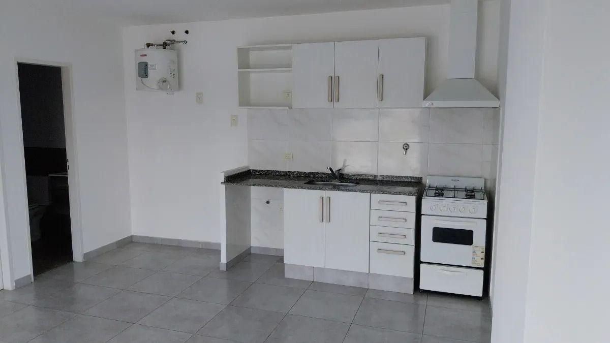Foto de ALQUILER – DEPARTAMENTO 2 AMBIENTES EN HAEDO SUR, imagen 4