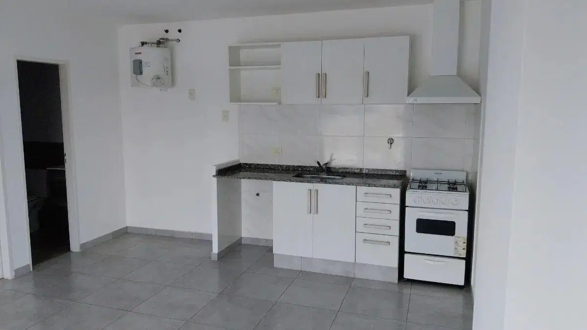 ALQUILER – DEPARTAMENTO 2 AMBIENTES EN HAEDO SUR 4
