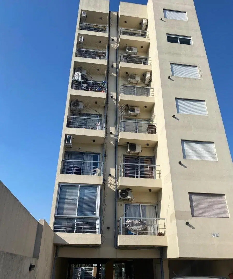 ALQUILER – MONOAMBIENTE AMPLIO CON BALCÓN Y AMENITIES EN MORÓN SUR 3