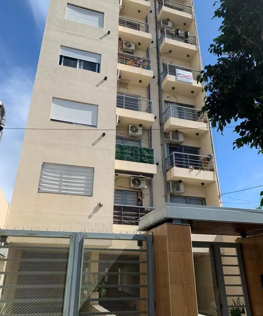 ALQUILER – MONOAMBIENTE AMPLIO CON BALCÓN Y AMENITIES EN MORÓN SUR 5
