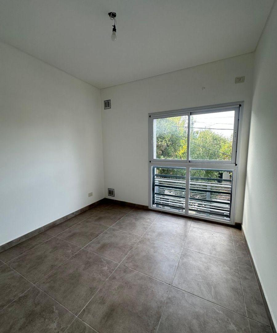 Foto de ¡Oportunidad de inversión! Departamento de 2 ambientes lateral a, imagen 3