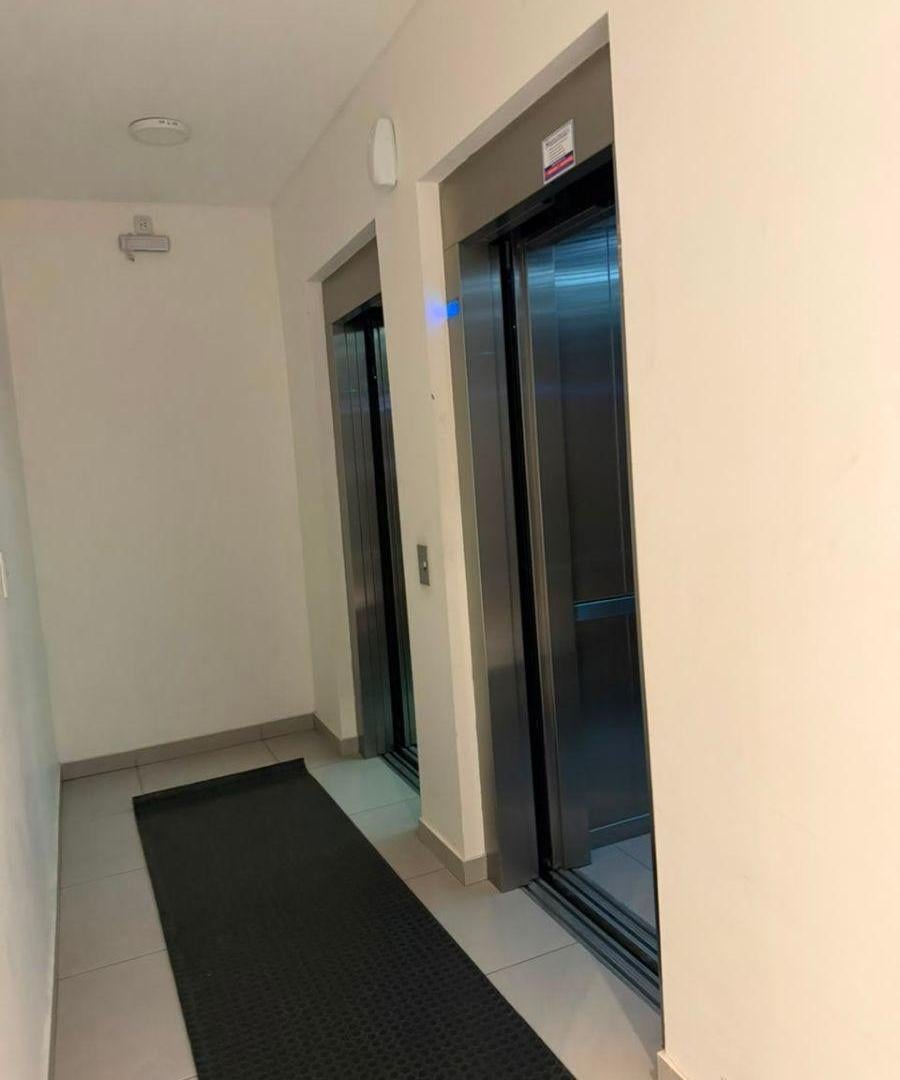 Foto de Monoambiente moderno al frente con balcón – Morón Centro, imagen 1