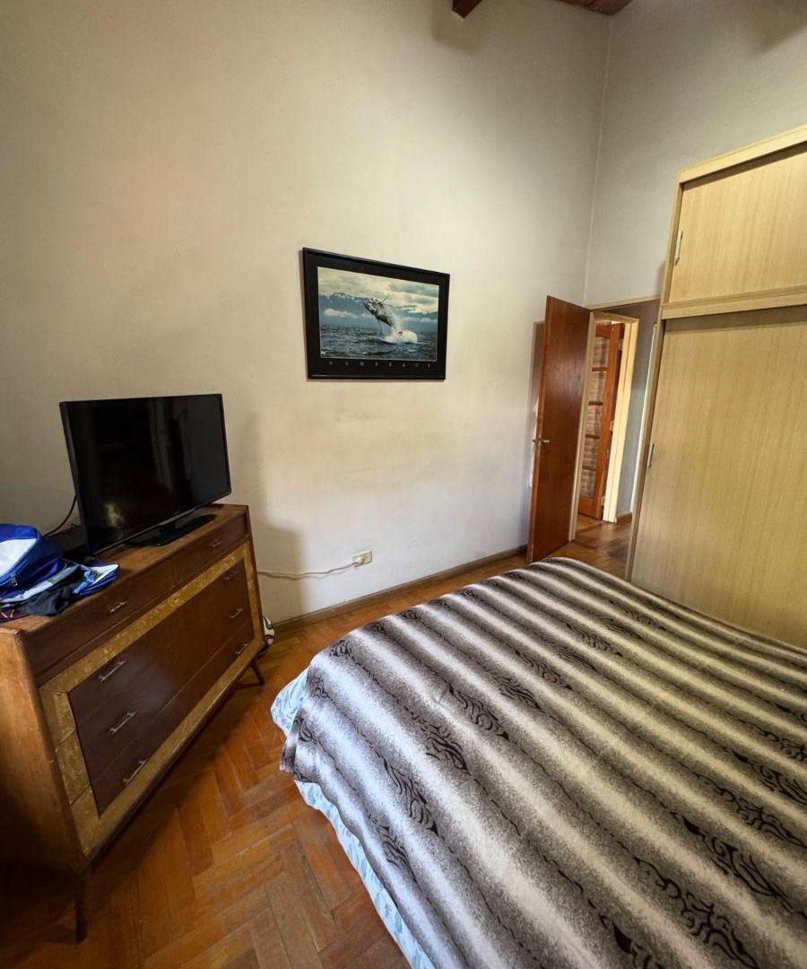 Foto de Venta de Casa de 3 Ambientes con escritorio, patio parrilla y cochera, imagen 4