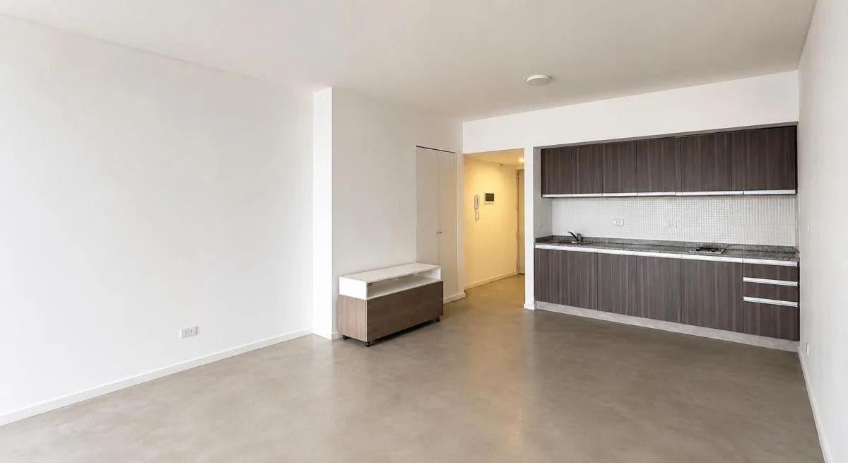 Foto de VENTA – Monoambiente Amplio al Frente – Apto Profesional y Comercial, imagen 4