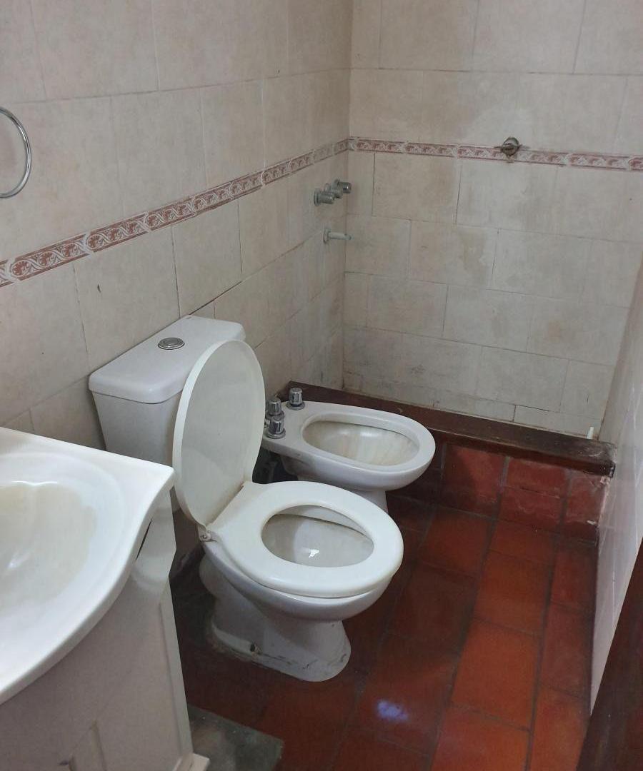 Foto de ALQUILER – Dúplex 3 Ambientes con Patio y Balcón – Sin Expensas, imagen 3