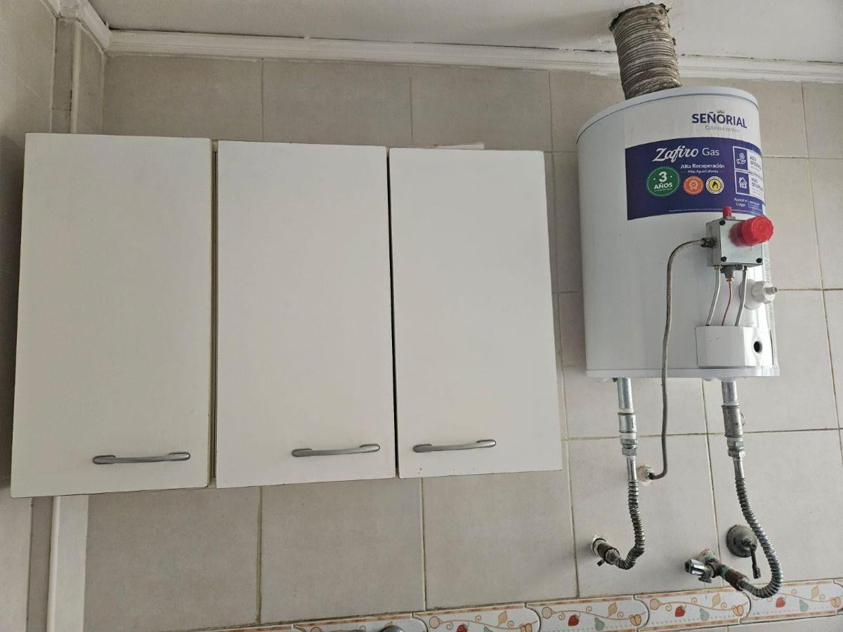Foto de ALQUILER – 2 Ambientes Reciclado y Luminoso – Villa Luro, imagen 2