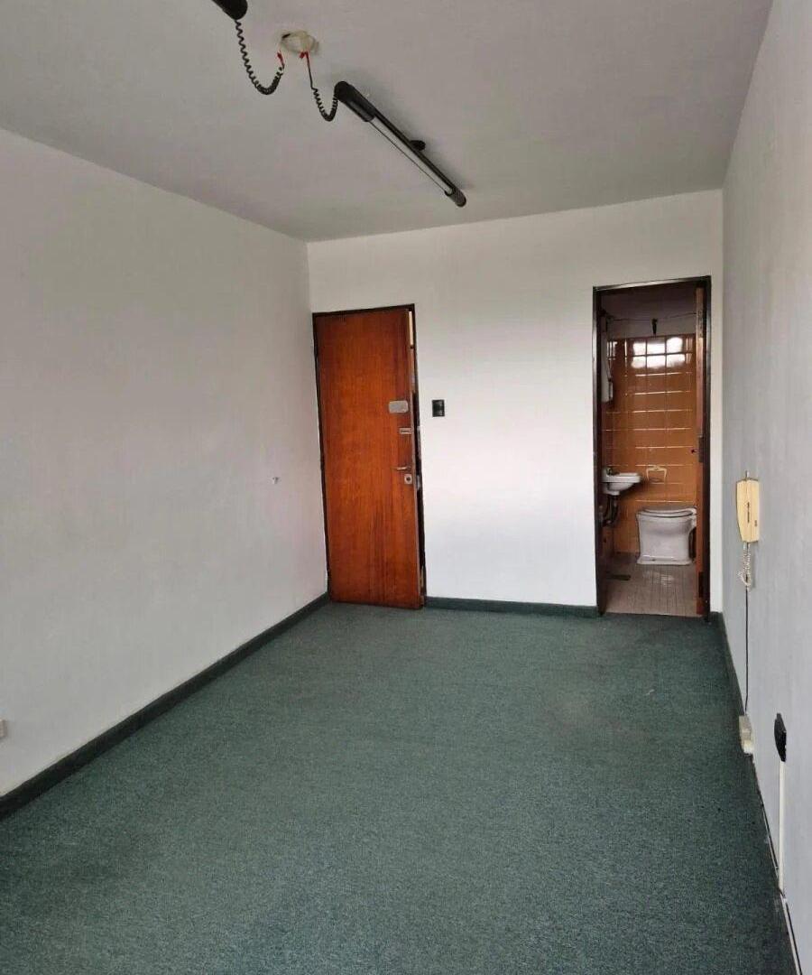 Foto de OFICINA EN VENTA. ALBERDI / CENTRO (Posibilidad de financiar), imagen 1