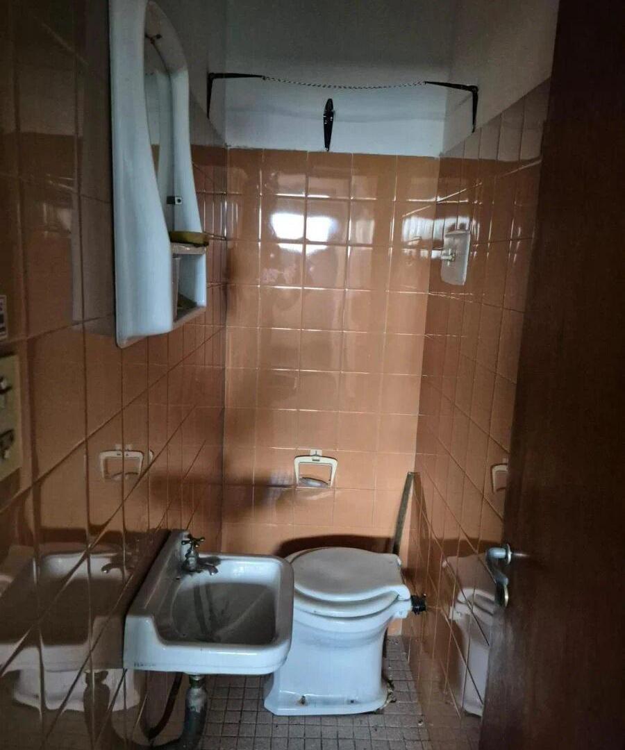 Foto de OFICINA EN VENTA. ALBERDI / CENTRO (Posibilidad de financiar), imagen 2