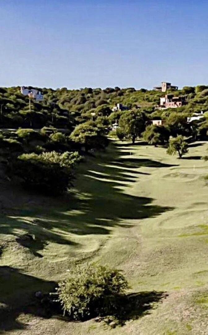 Foto de Lote Premium de 1127 m² Cumbres del Golf Villa Allende. Vistas y, imagen 1