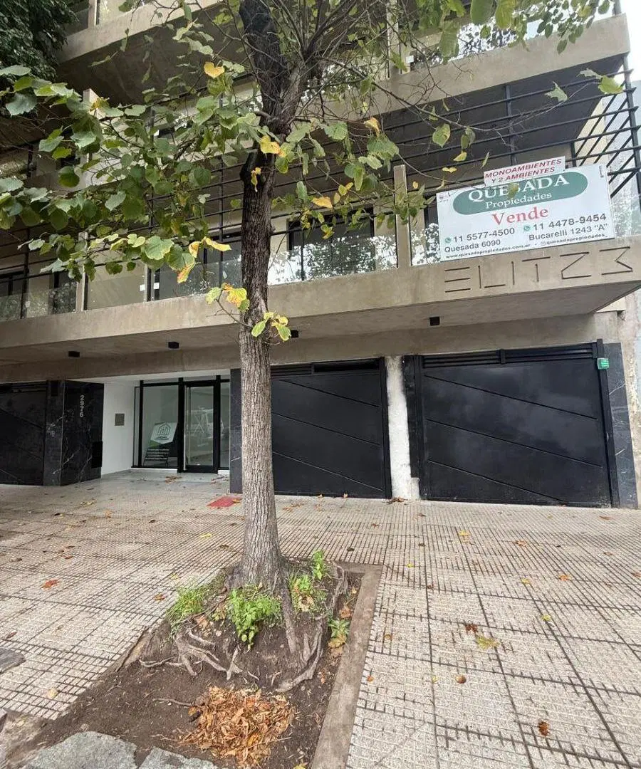Cochera en venta en Parque Chas 2