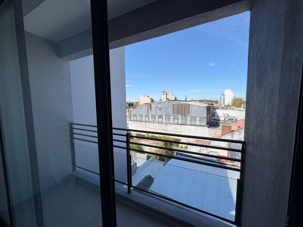 Foto de Departamento en alquiler en Parque Chas, imagen 3