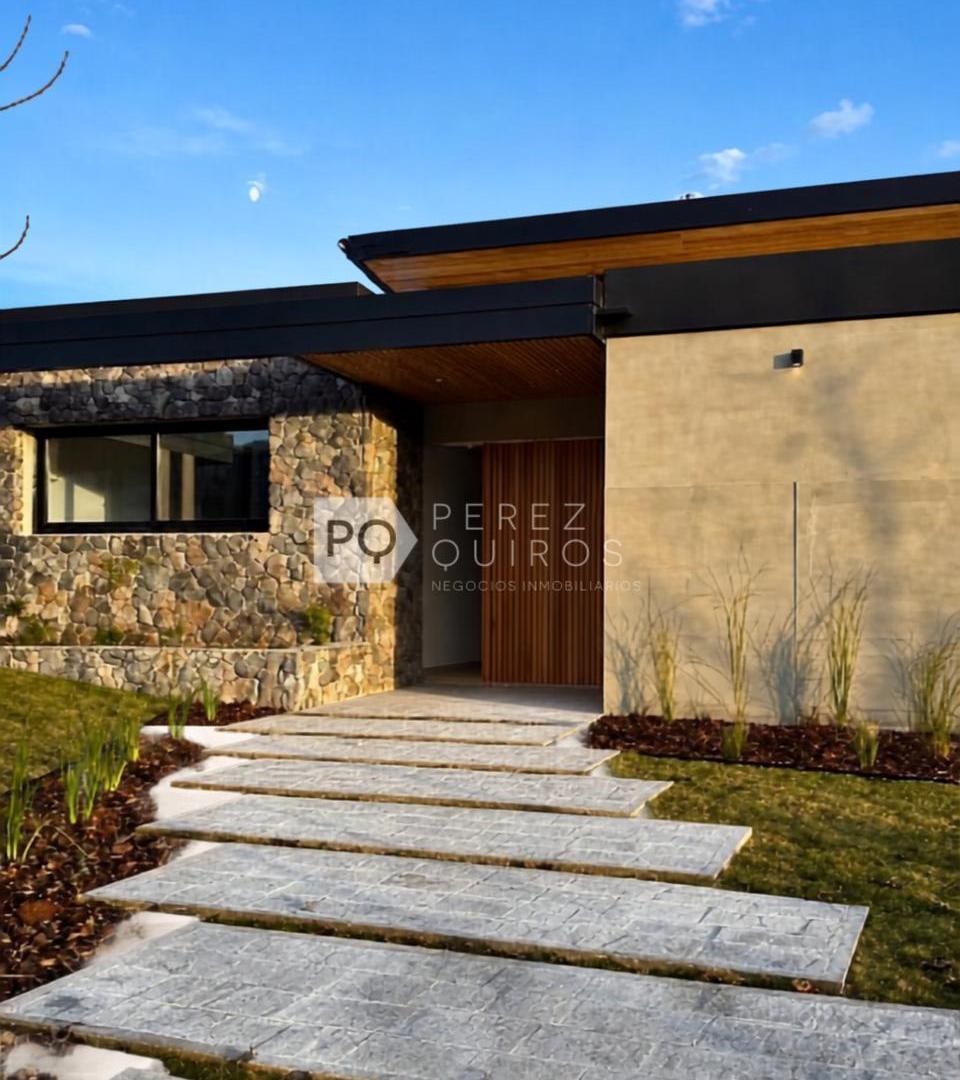 Se vende casa en "El Terrón"