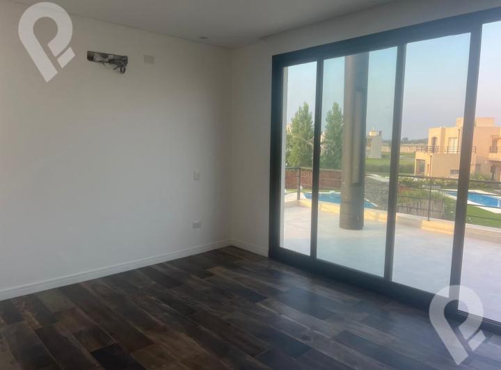 Casa en Venta en Lagos de Canning Barrio Privado