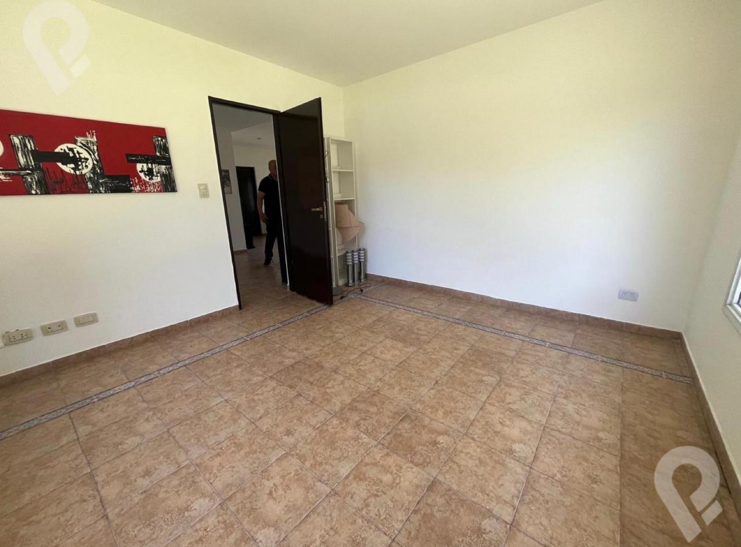 Foto de Casa en Venta y Alquiler en El Lauquen Club de Campo, imagen 3