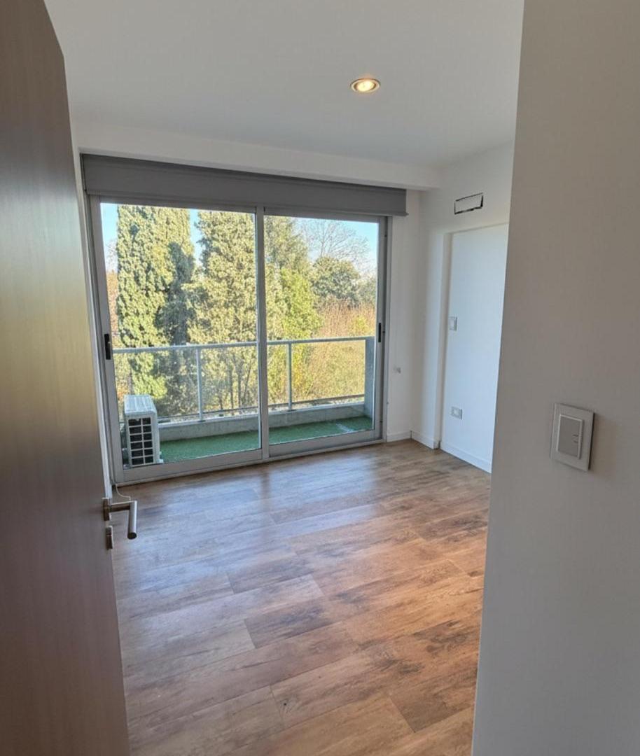 Foto de Departamento de 2 ambientes en Alquiler en Bell Barri, imagen 3