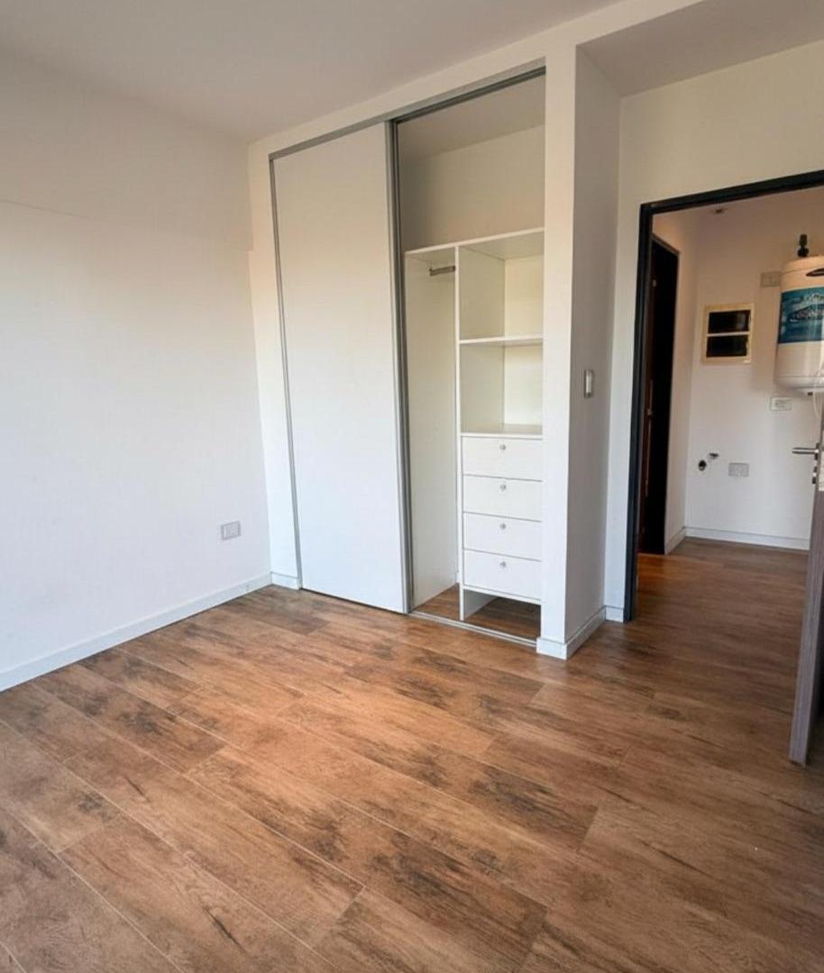Foto de Departamento de 2 ambientes en Alquiler en Bell Barri, imagen 4