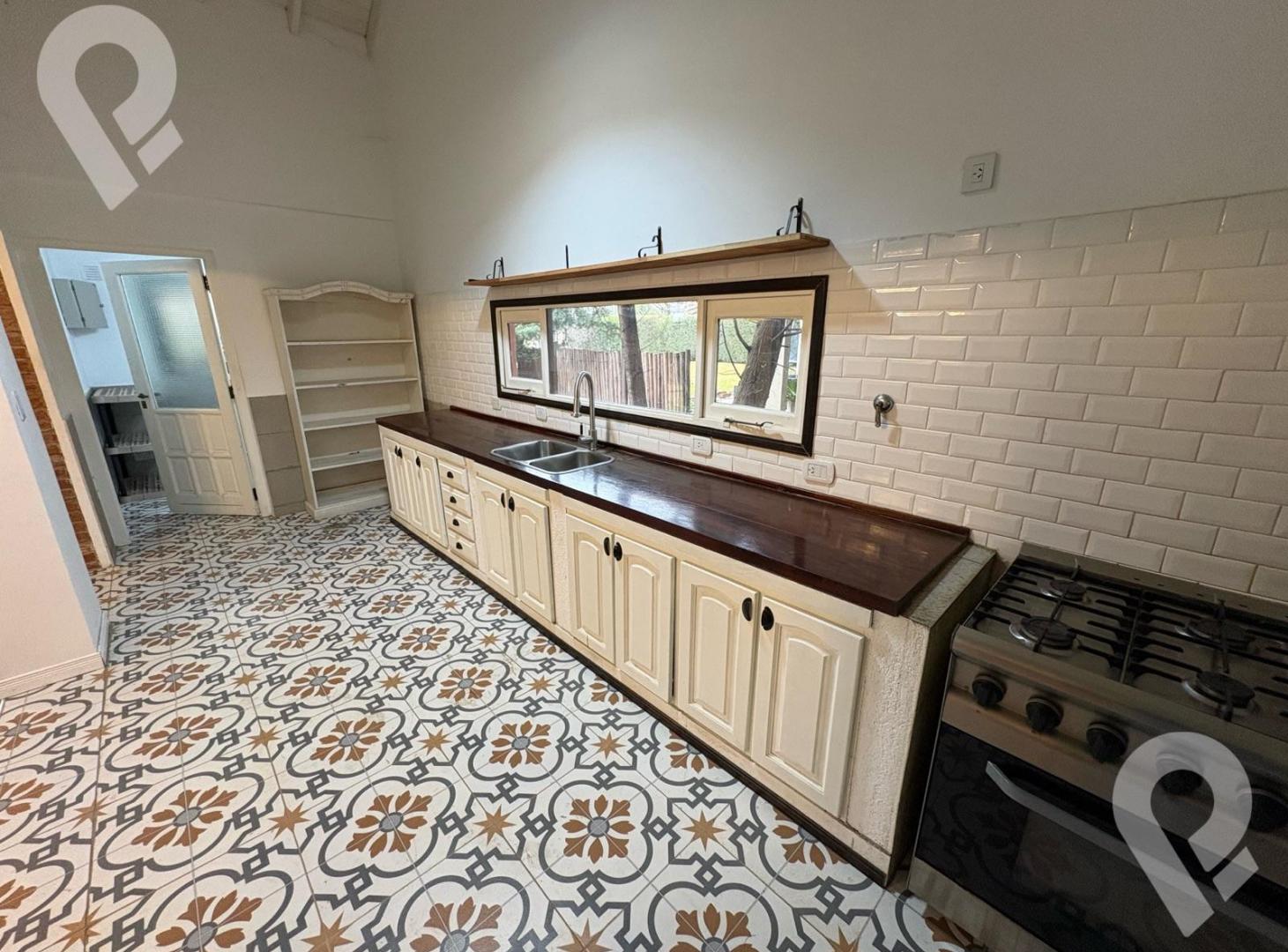 Foto de Casa en Venta y Alquiler en El Lauquen Club de Campo, imagen 5