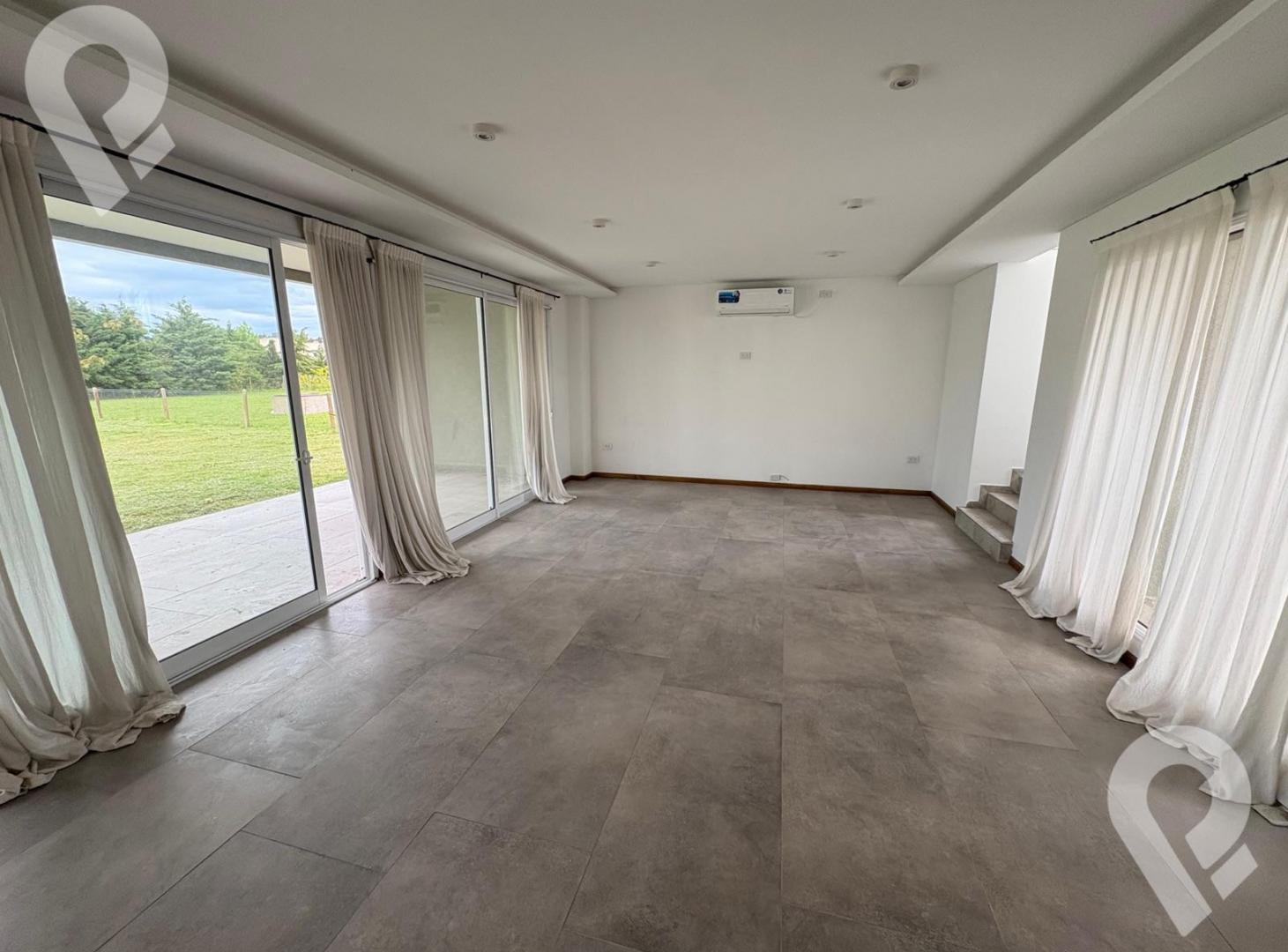 Foto de Casa en Alquiler en Fincas del Alba, imagen 2