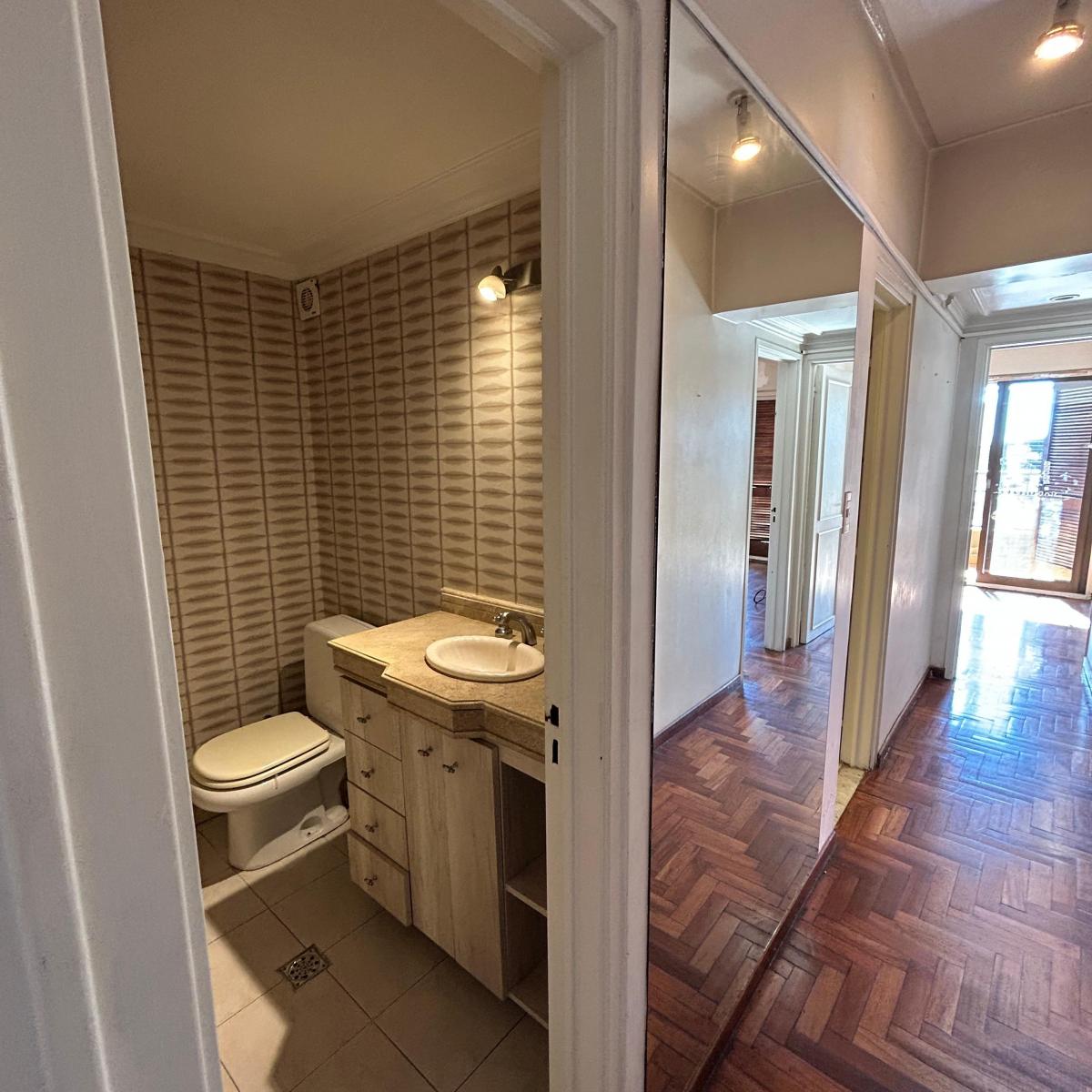 Amplio Departamento en Venta en Centro de San Miguel de Tucumán 4