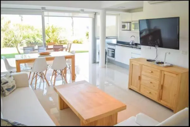 2 dorm 2 baños a metros de Playa Bikini Manantiales Edificio Bikini Beach 4