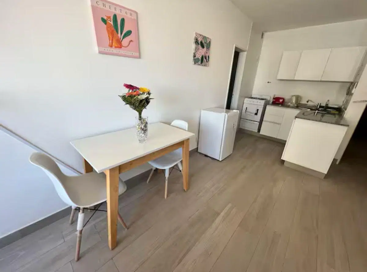 Dueño vende Monoambiente reciclado, muy luminoso, bajas expensas 3