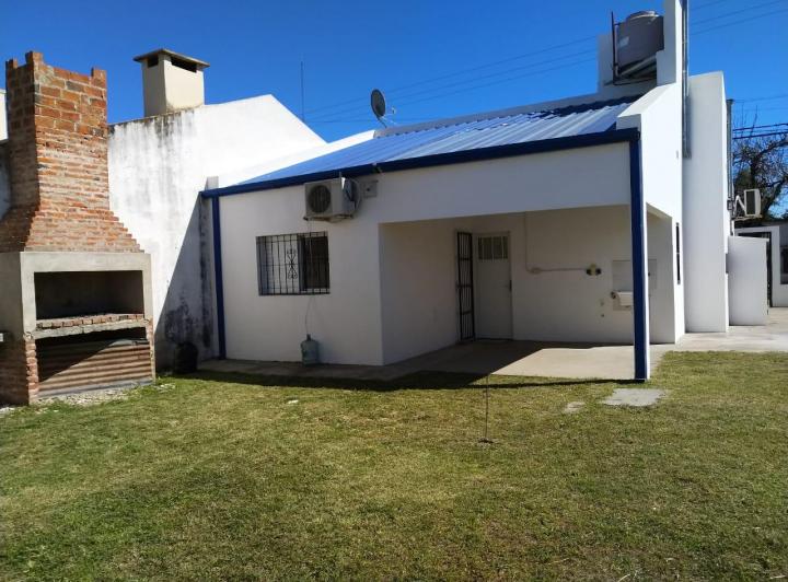 ALQUILO CASA DENTRO DE LOS 4 BOULEVARES EN RECONQUISTA 2