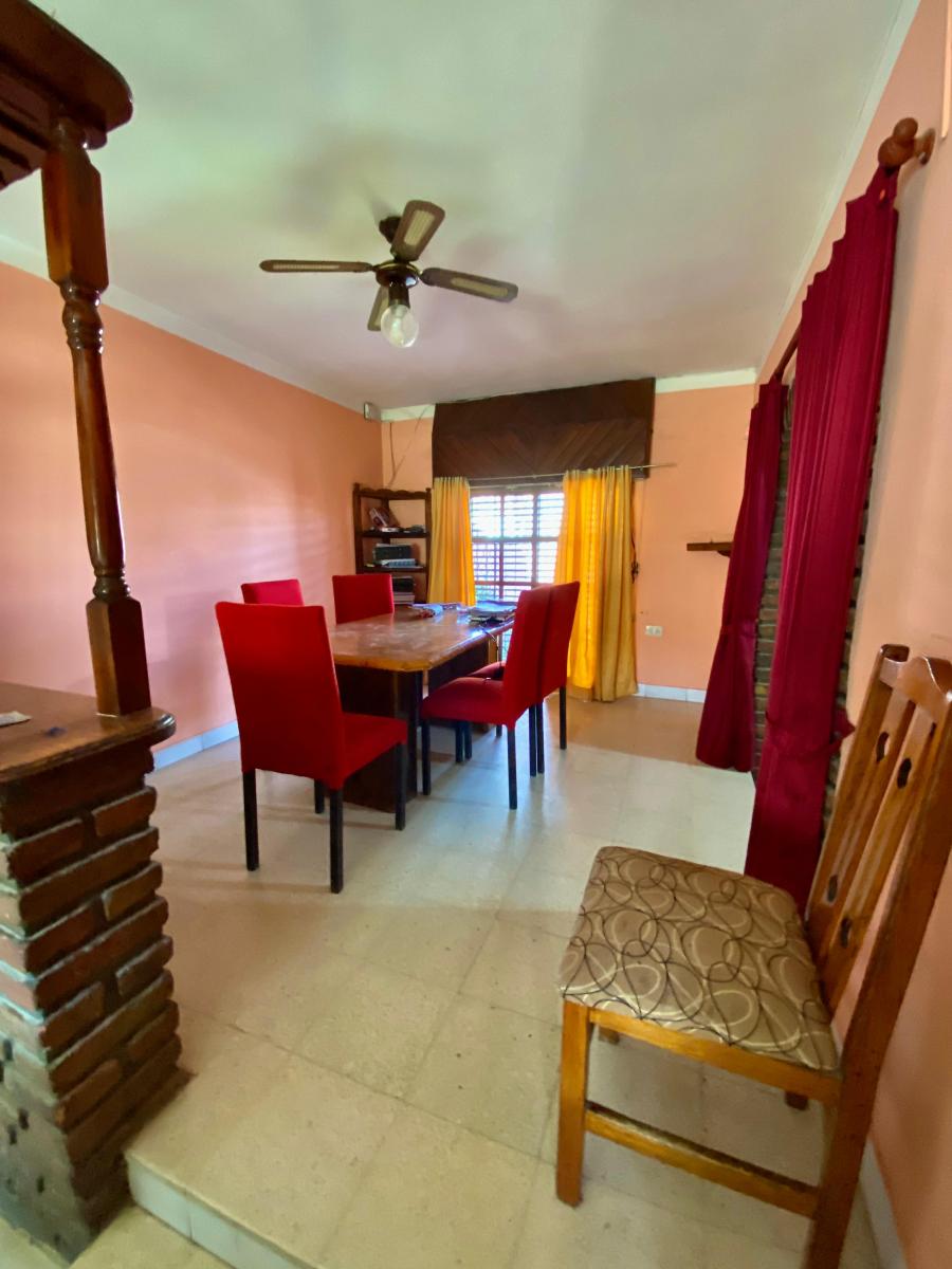 Casa de 4 Dorm. a Cercanías del Centro de Cipolletti 2