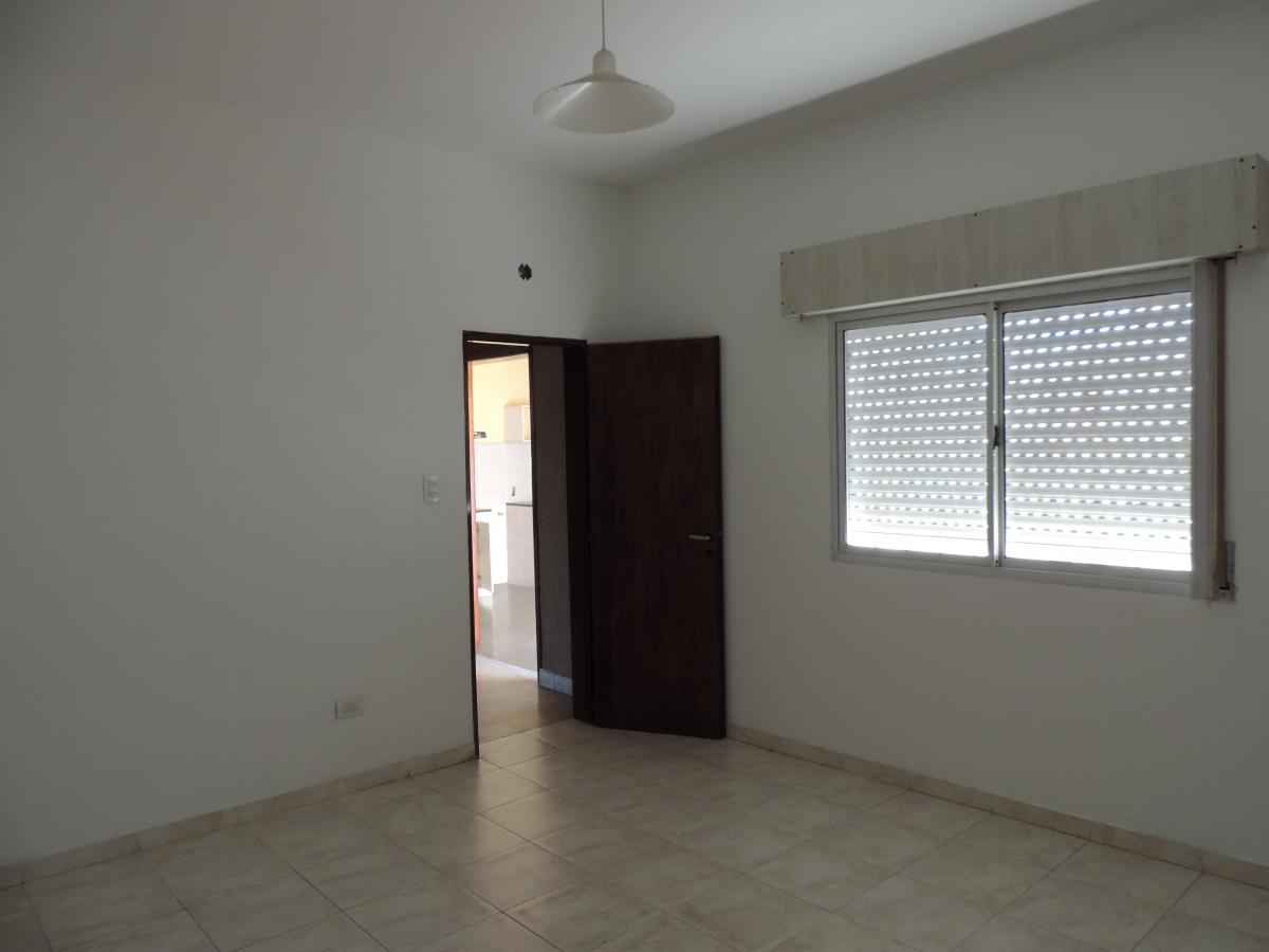 Foto de Casa a la venta en Quilmes, imagen 3