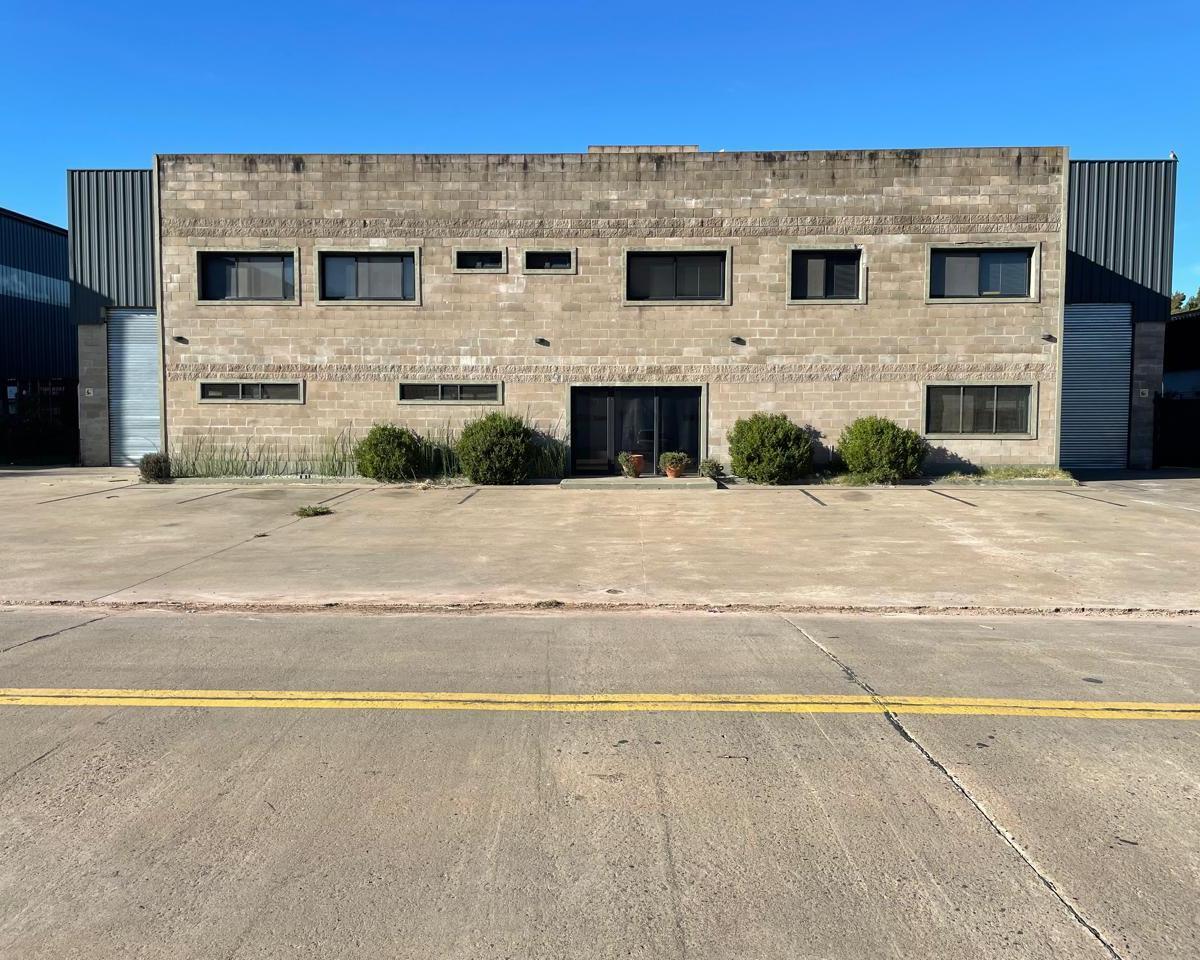Vende Nave en Parque Industrial Canning Etapa 1